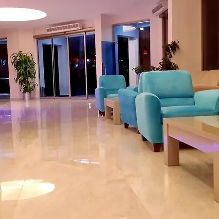 Club Palm Отель