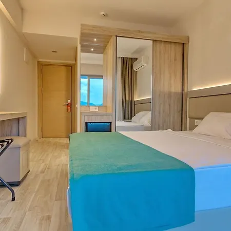 Club Palm 2* Armutalan