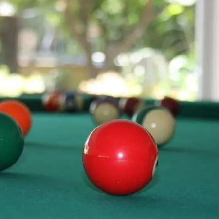 Club Palm Отель