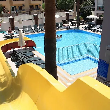 Club Palm 2* Armutalan
